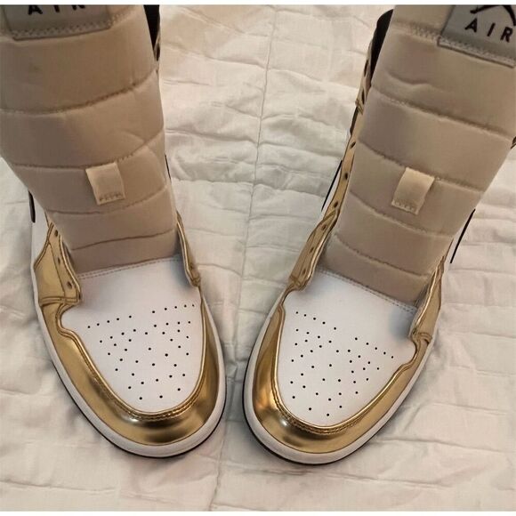 Jordan Air Jordan 1 Mid SE Gold Sneakers Unisex Size 11.5 Men's Athletic Shoes - Picture 5 of 9